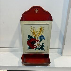 Baret Ware Biscuit Tin Floral Pattern Vintage Match Stick Holder